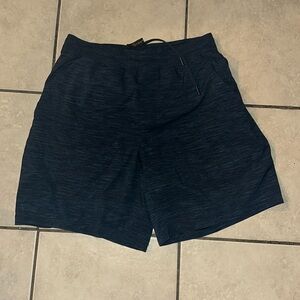 Lululemon men shorts
